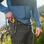Preview: ALPEN Gelbhorn 140 Gartenschere Gürtel Holster Anwendung