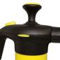 Preview: Pumpkopf mit Entriegelungstaste am MESTO BUGSI 360° Drucksprüher – sicher & komfortabel bedienbar