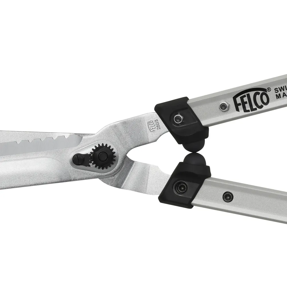 Preview: FELCO 250-57 Heckenschere Detailansicht Klinge und Gelenk