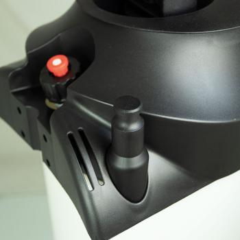 Preview: Anschlussventil am oberen Gehäuse des MESTO PROFI H2O 10 Wasserbehälters 3270W in Nahaufnahme