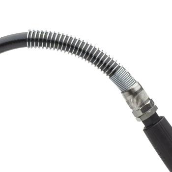 Detailansicht des robusten Knickschutzes am Spezialschlauch des MESTO INOX SUPER EXTREME F10