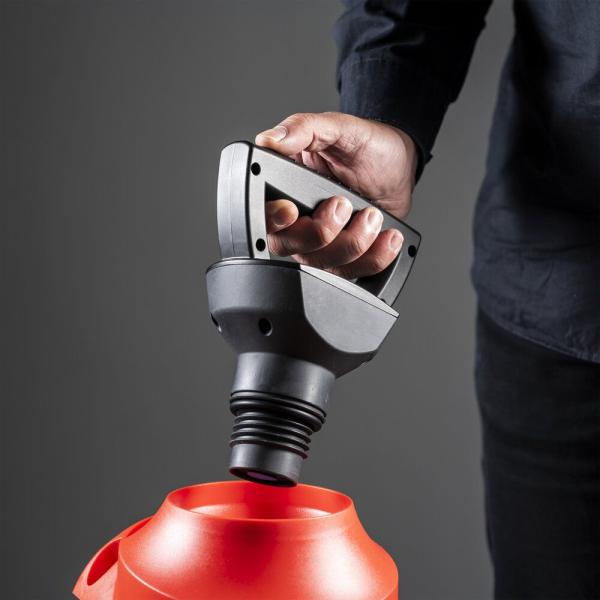 MESTO e.PRIMER 3227P – große Einfüllöffnung mit ergonomischem e.flow-Akkuaufsatz für komfortables Befüllen